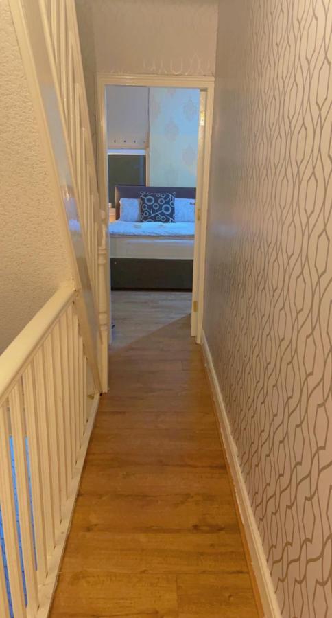 Manchester Old Trafford Apartment Bagian luar foto